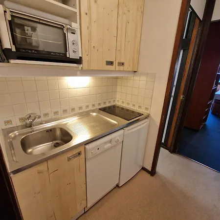 Appartement Fonctionnel Au Pied Des Pistes, Balcon Vue Sur Mont-blanc, Pour 3/4 Personnes - Fr-1-181-2617 La Plagne